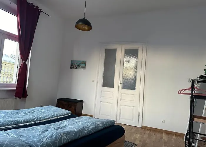 Appartement Klimatisierter Wiener Altbauflair Im Zentrum Wiens *