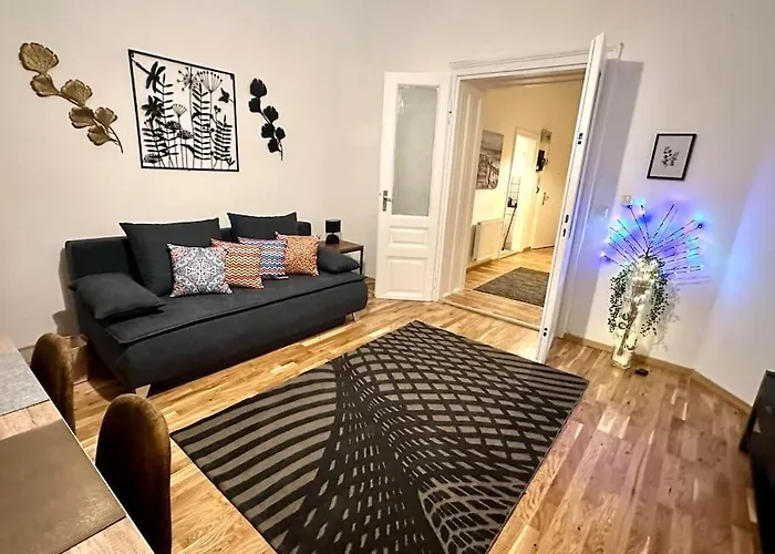 Klimatisierter Wiener Altbauflair Im Zentrum Wiens Appartement *