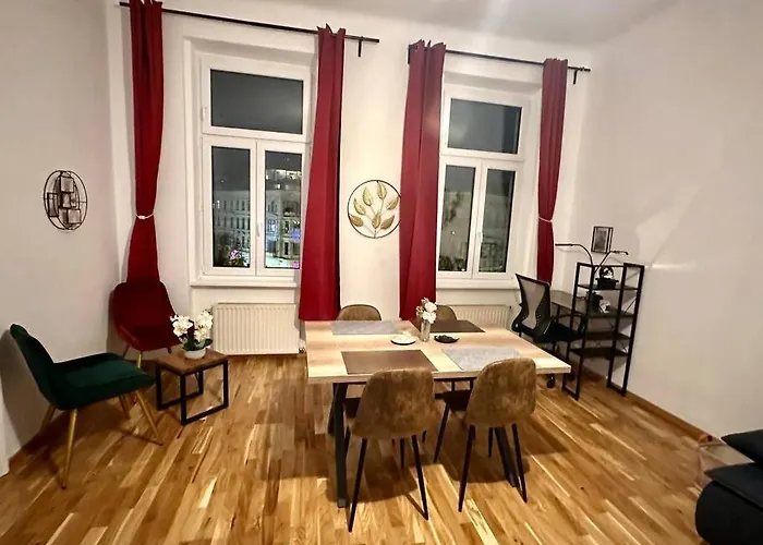 Appartement Klimatisierter Wiener Altbauflair Im Zentrum Wiens *